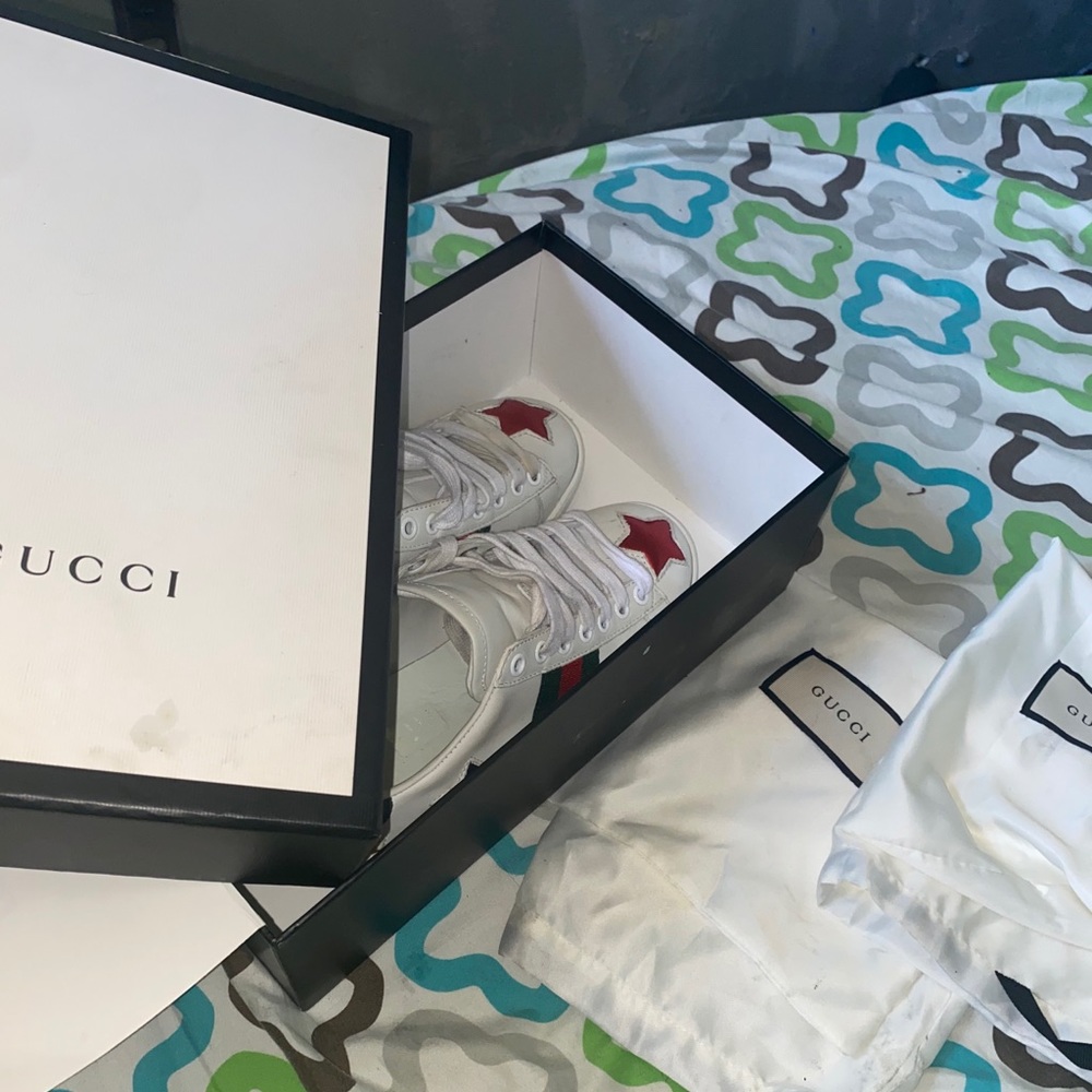 Gucci sneakers